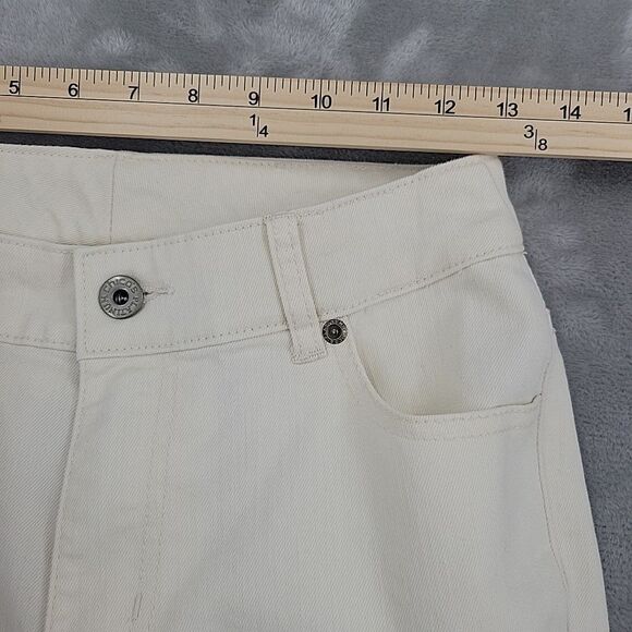 Chico's Womens Straight Leg Jeans Size 1 Regular Winter White Measures 26x29 - Picture 8 of 11